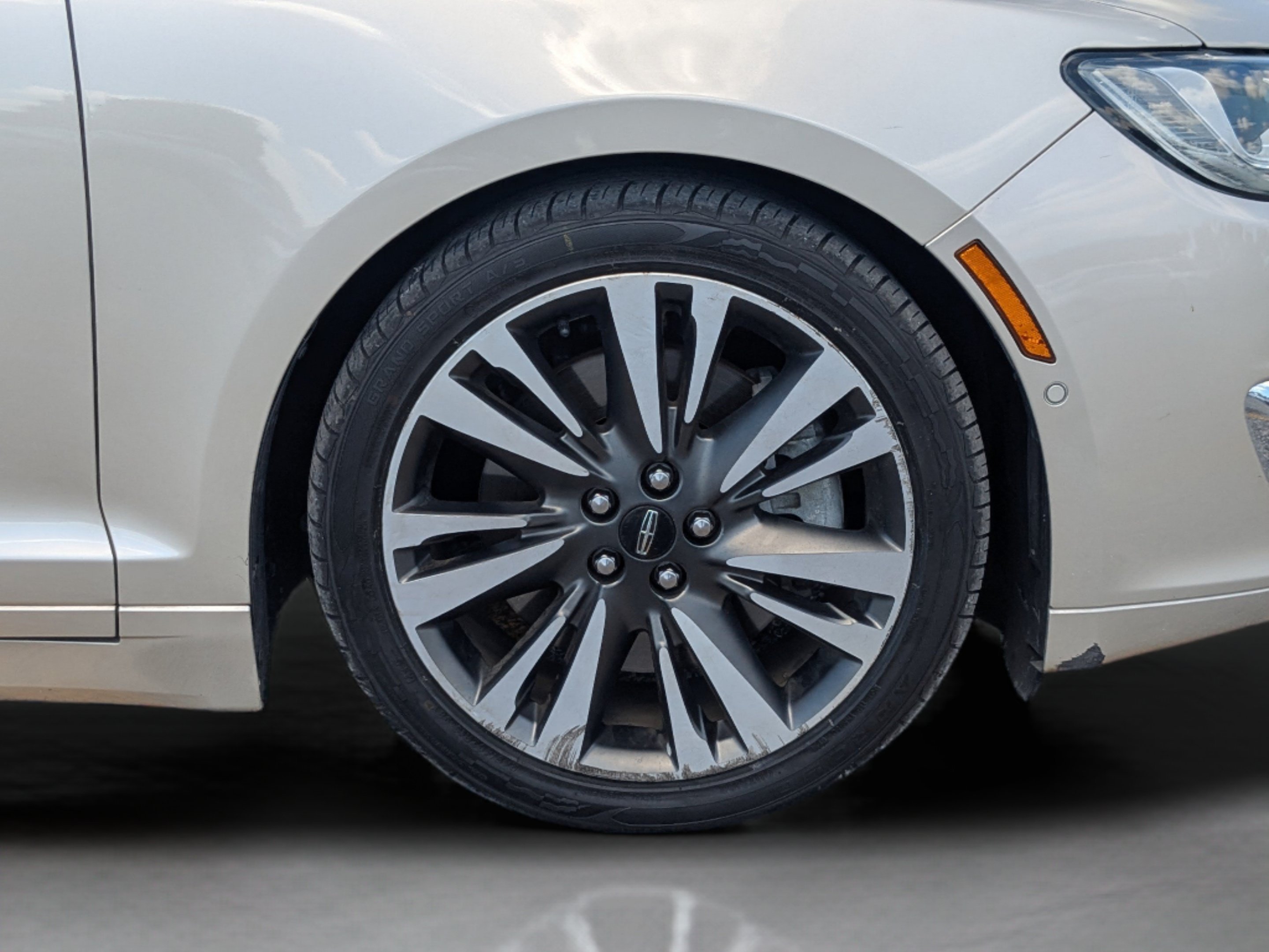 2017 Lincoln MKZ Reserve - Photo 11