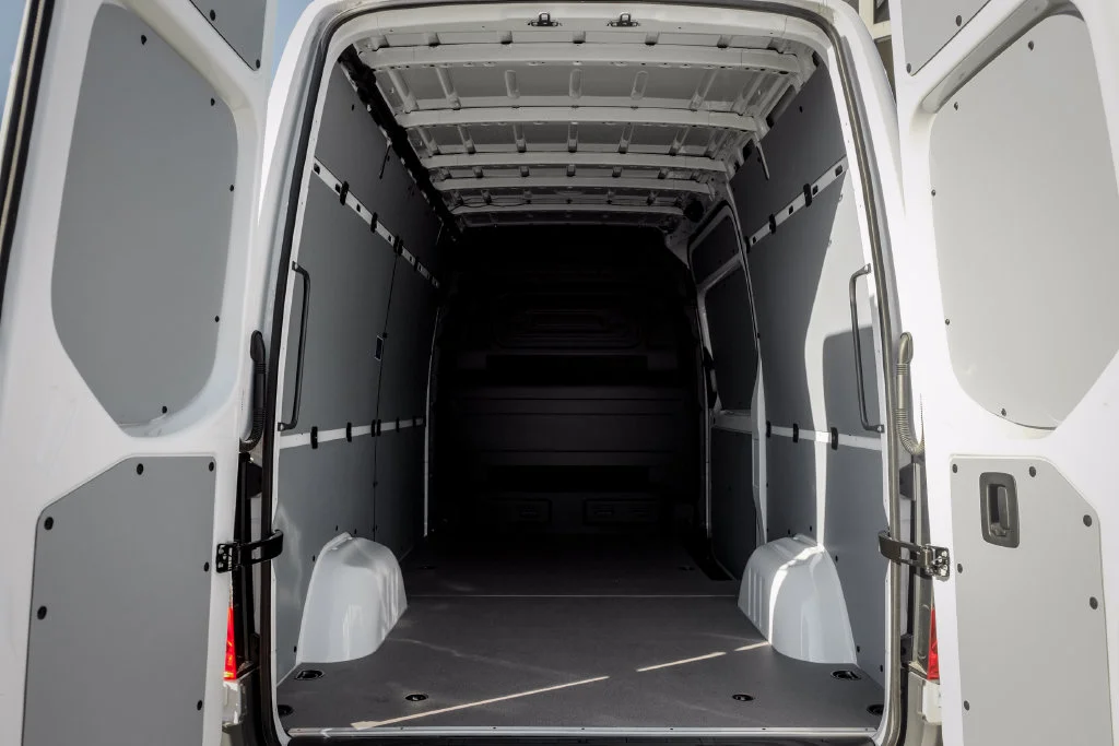 New 2026 Arctic+White Mercedes-Benz Cargo 144 WB image 11
