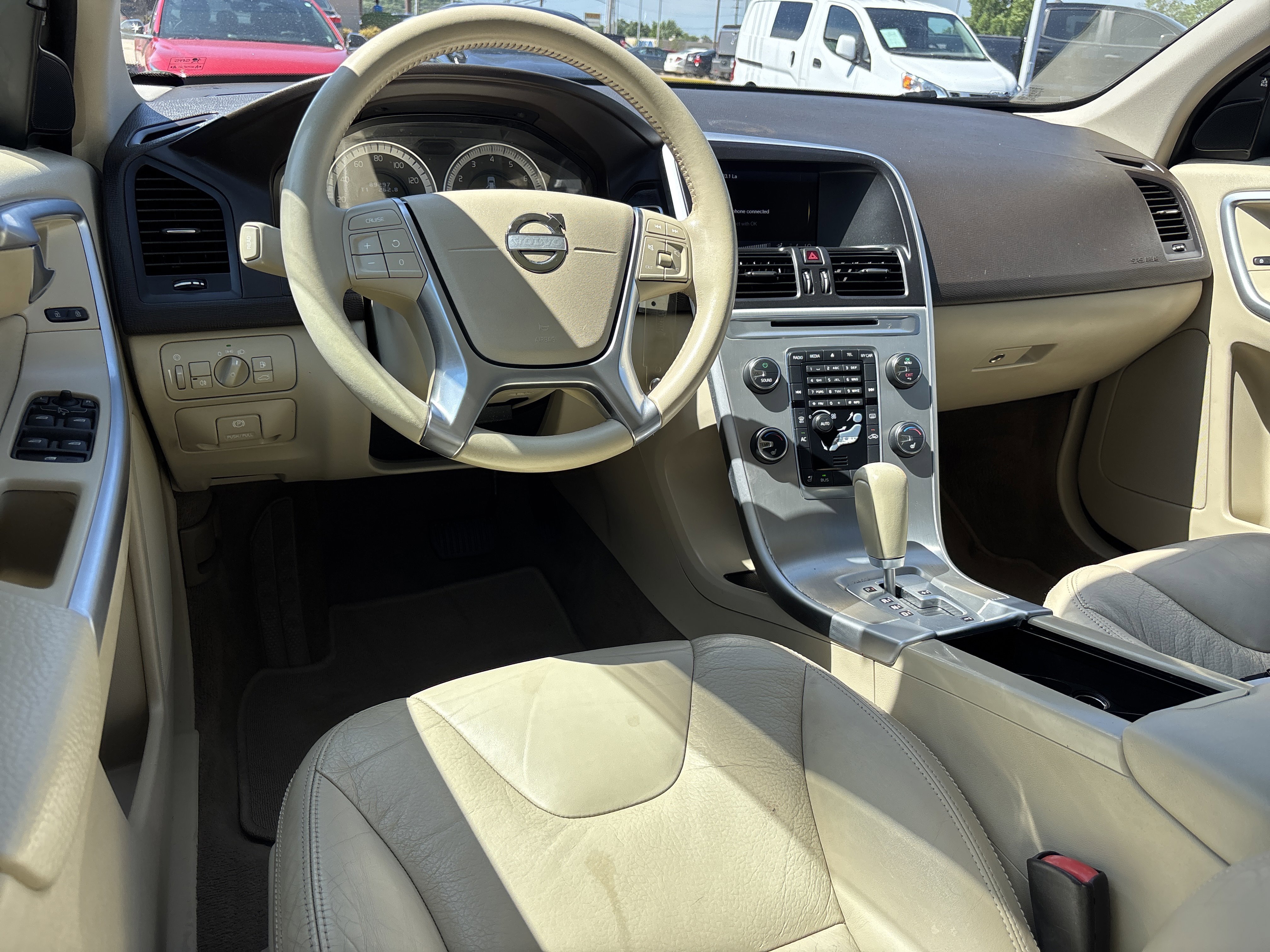 Used 2011 Ice White Volvo 3.0T AWD image 17