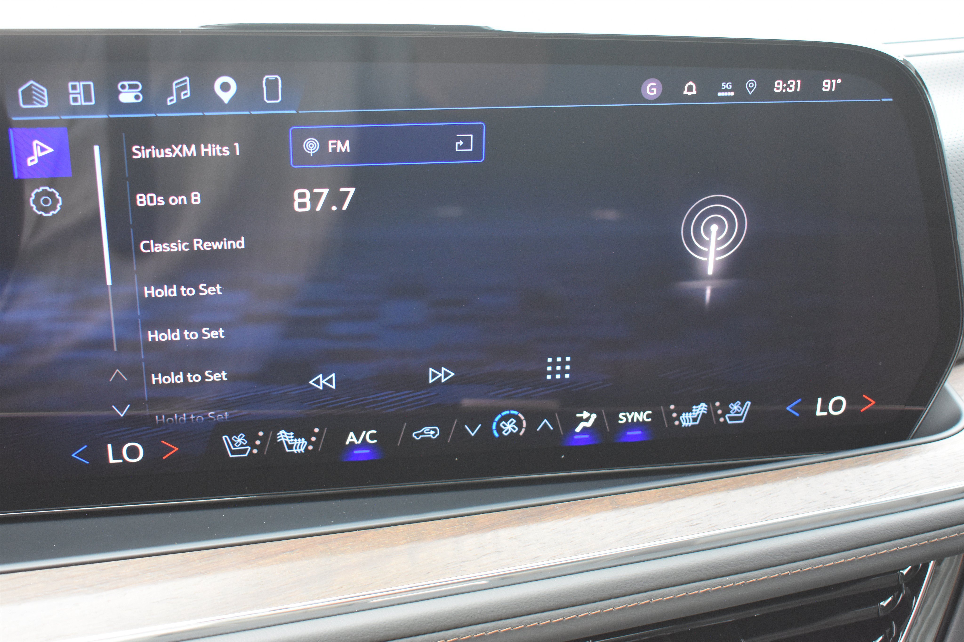 2026 Chevrolet Suburban High Country - Photo 26