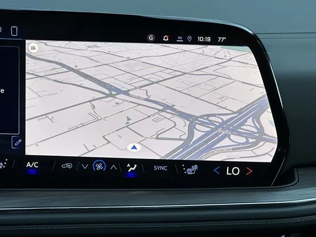 2026 Chevrolet Suburban LT - Photo 15