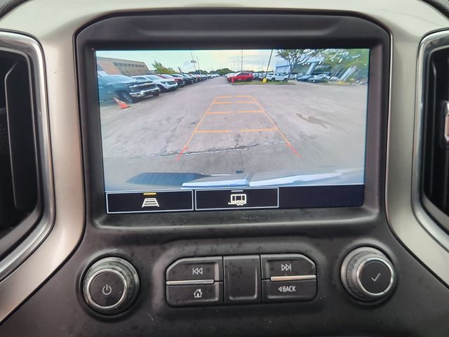Used 2021 SILVER ICE METALLIC Chevrolet LT image 17