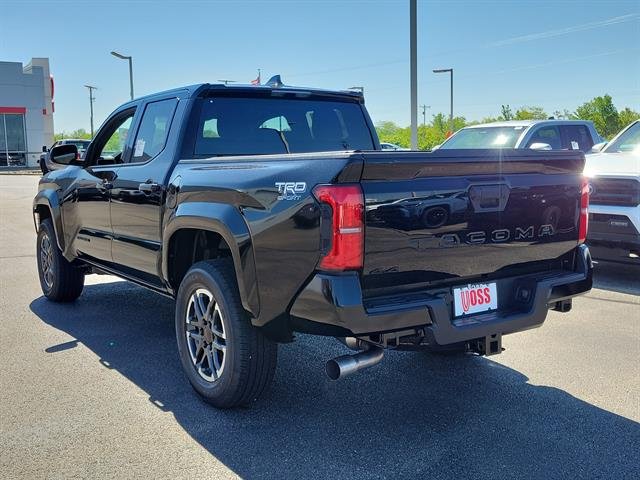 2026 Toyota Tacoma TRD Sport - Photo 33