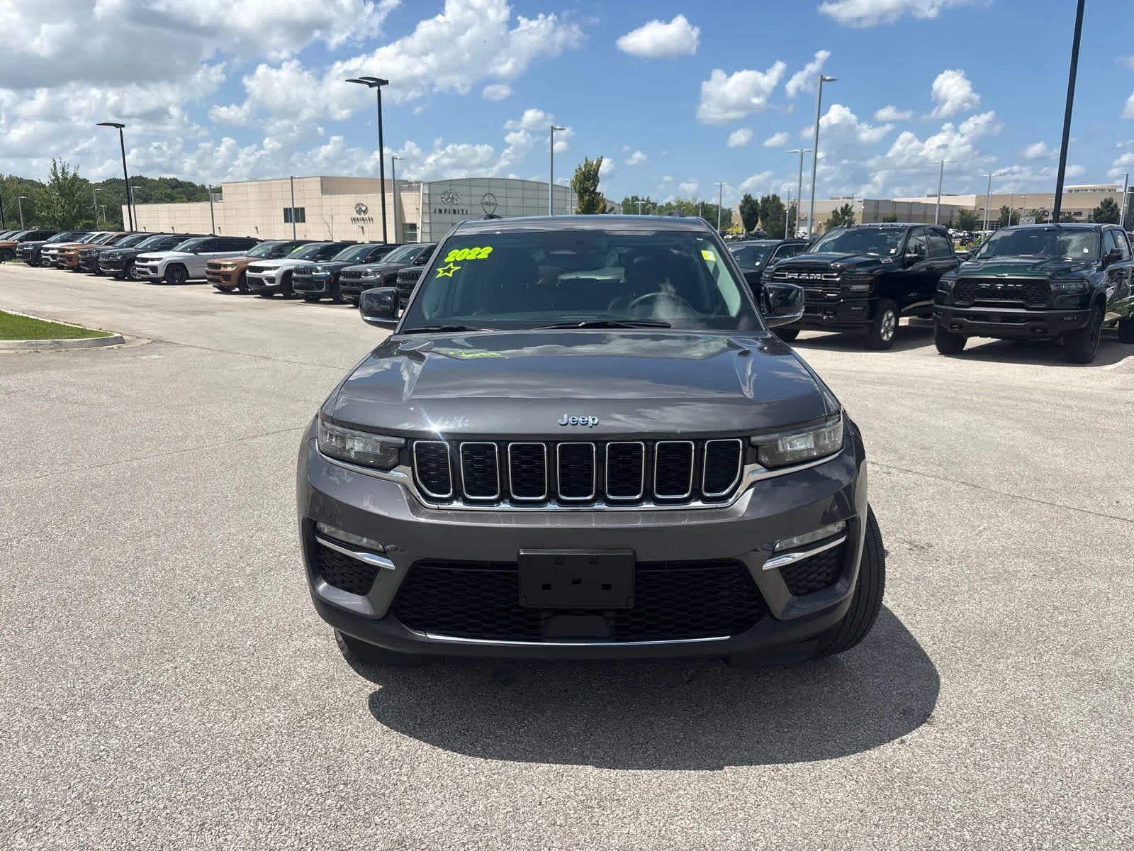 Used 2022 Baltic Gray Metallic Clearcoat Jeep  image 4