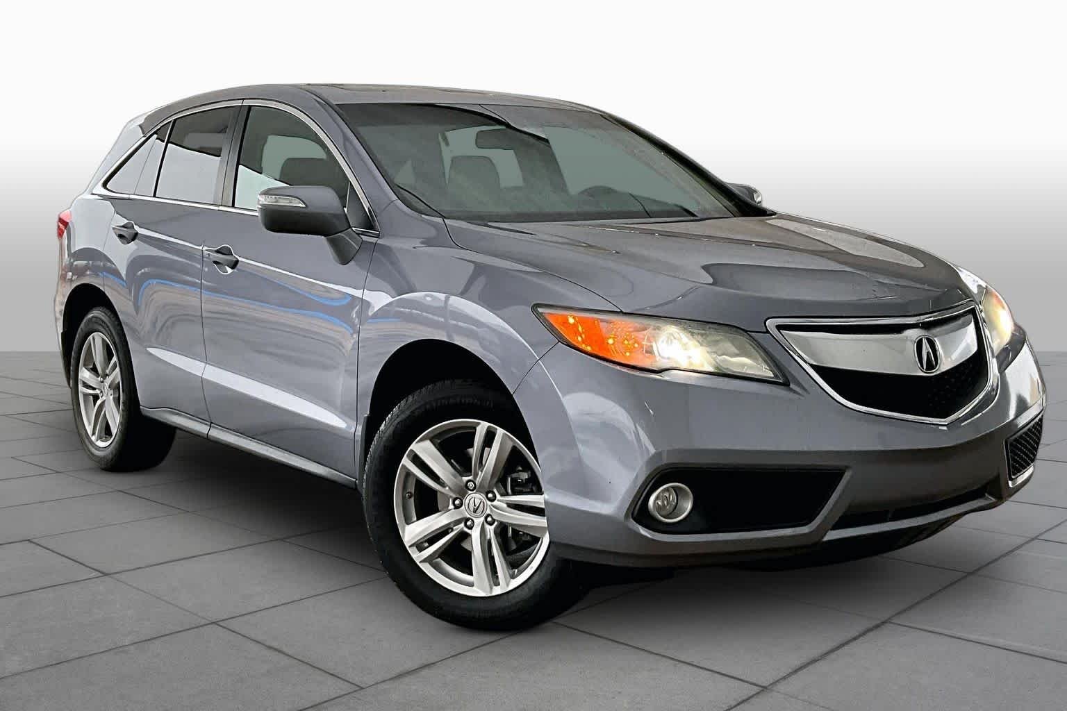 Used 2013 Forged Silver Metallic Acura Tech Pkg image 2