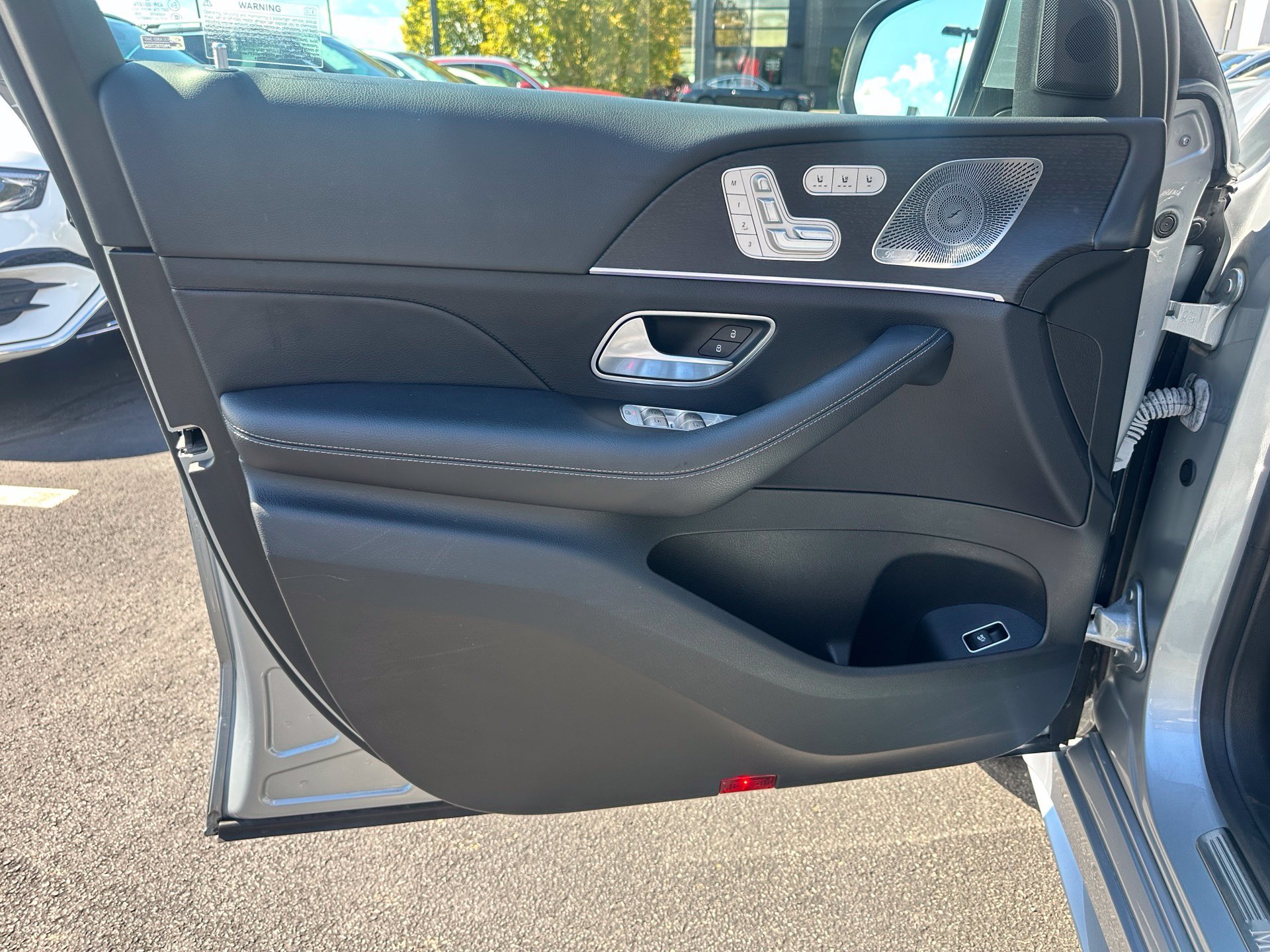 Certified Used 2024 Silver Mercedes-Benz GLE 350 image 4