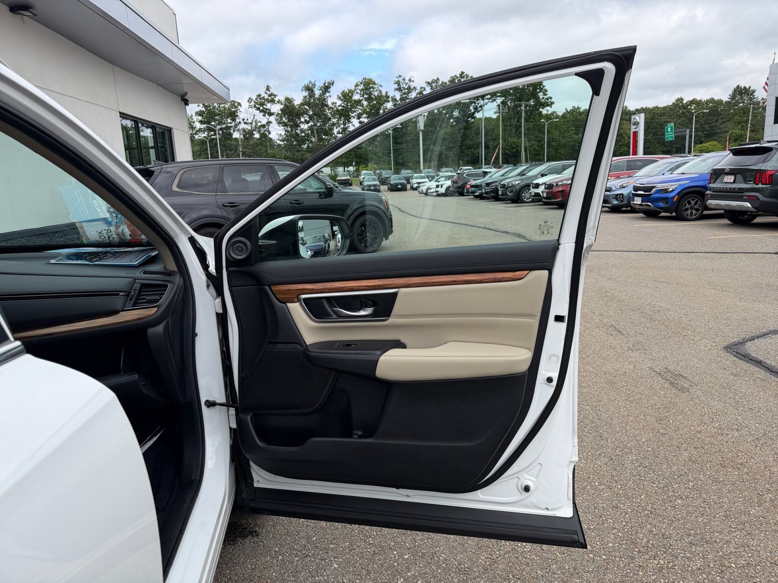 2020 Honda CR-V Touring - Photo 33