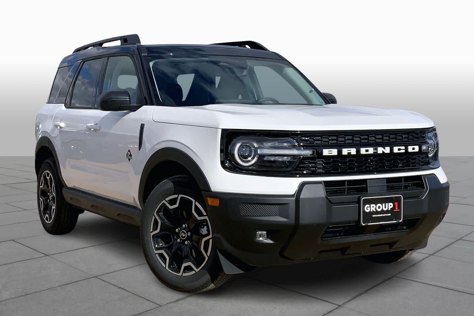 New 2025 Oxford White Ford Outer Banks® image 2