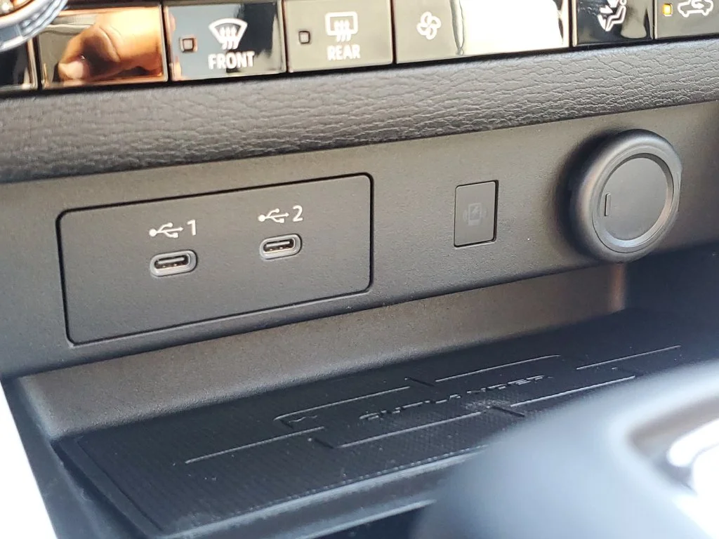 2026 Mitsubishi Outlander SE - Photo 30