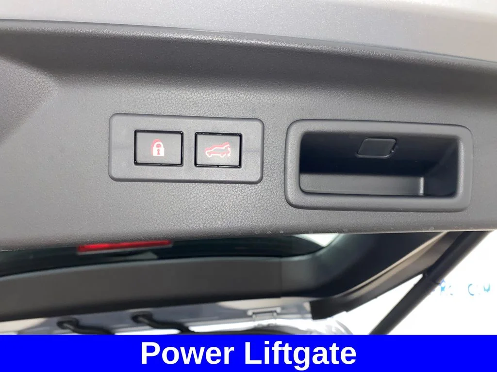 2025 Subaru Forester Limited - Photo 19
