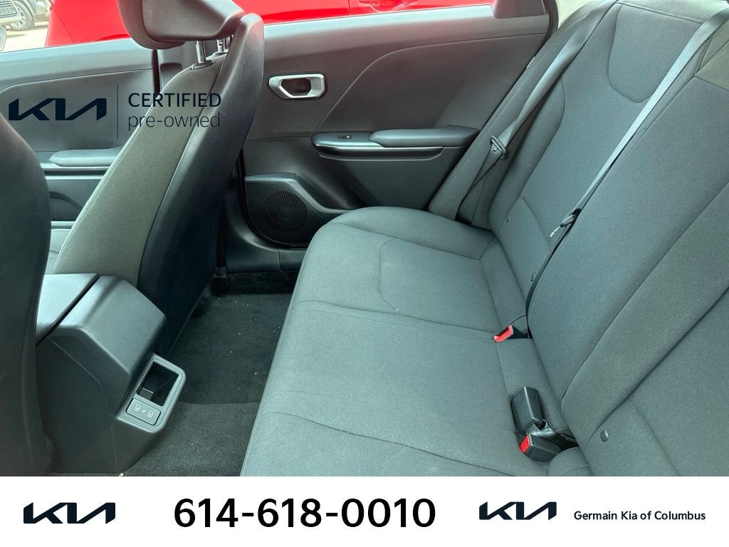 Used 2026 White Kia LXS image 9