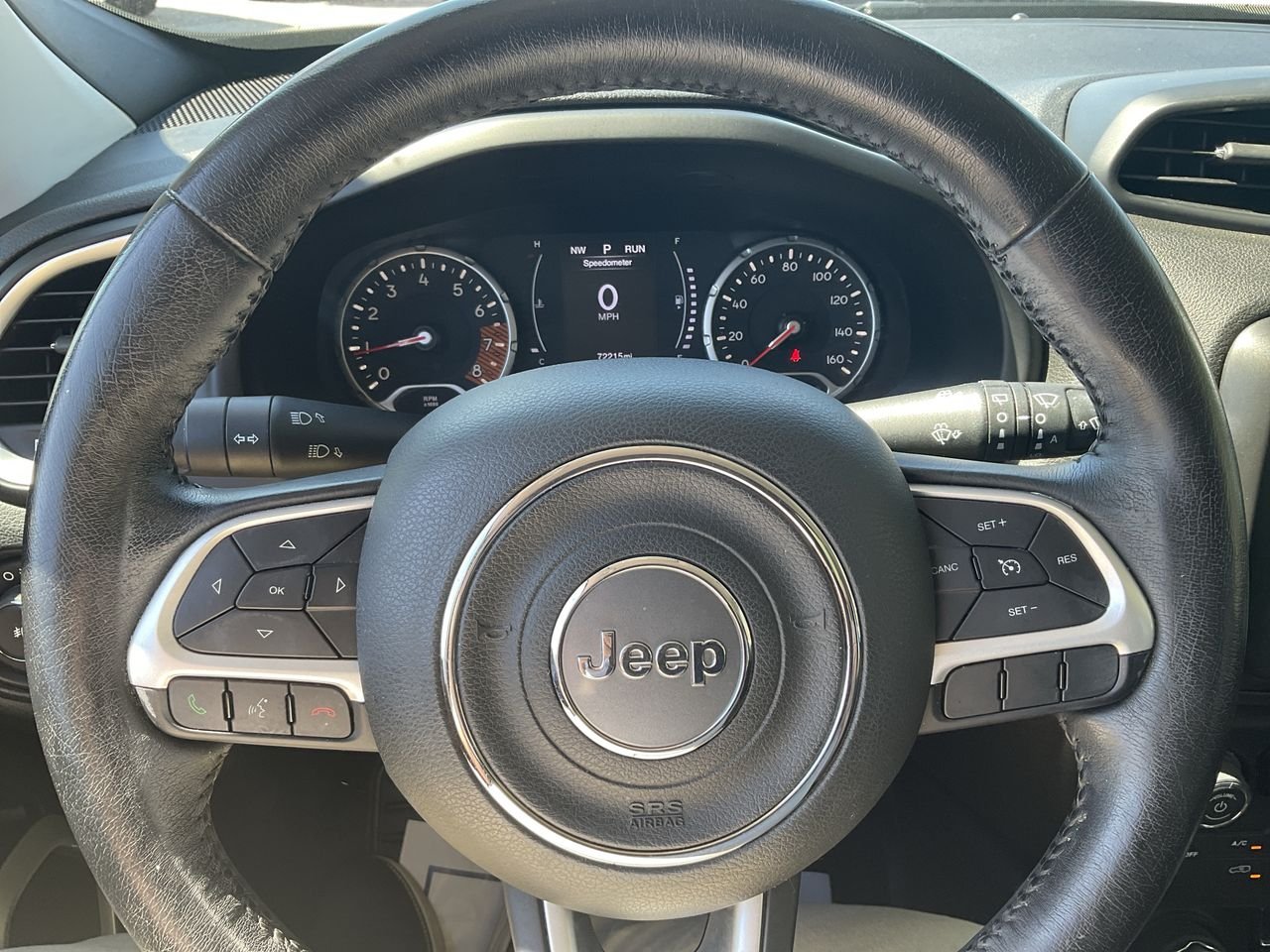 Used 2019 BLUE Jeep Latitude image 19