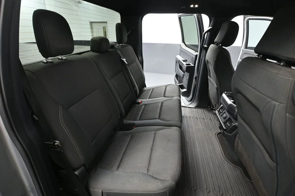 Used 2022 Silver Ford XLT image 35