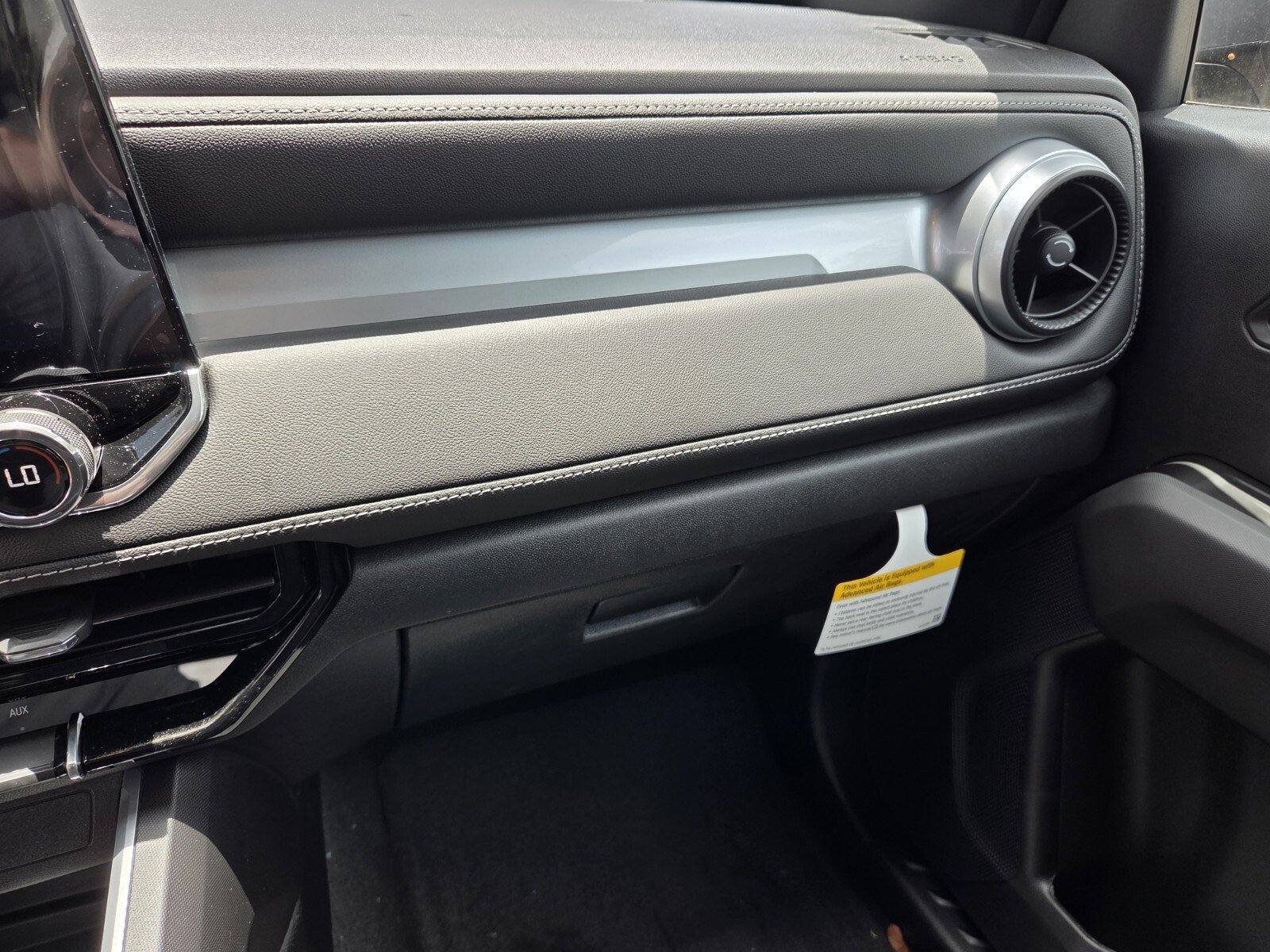 2026 Chevrolet Colorado LT - Photo 27