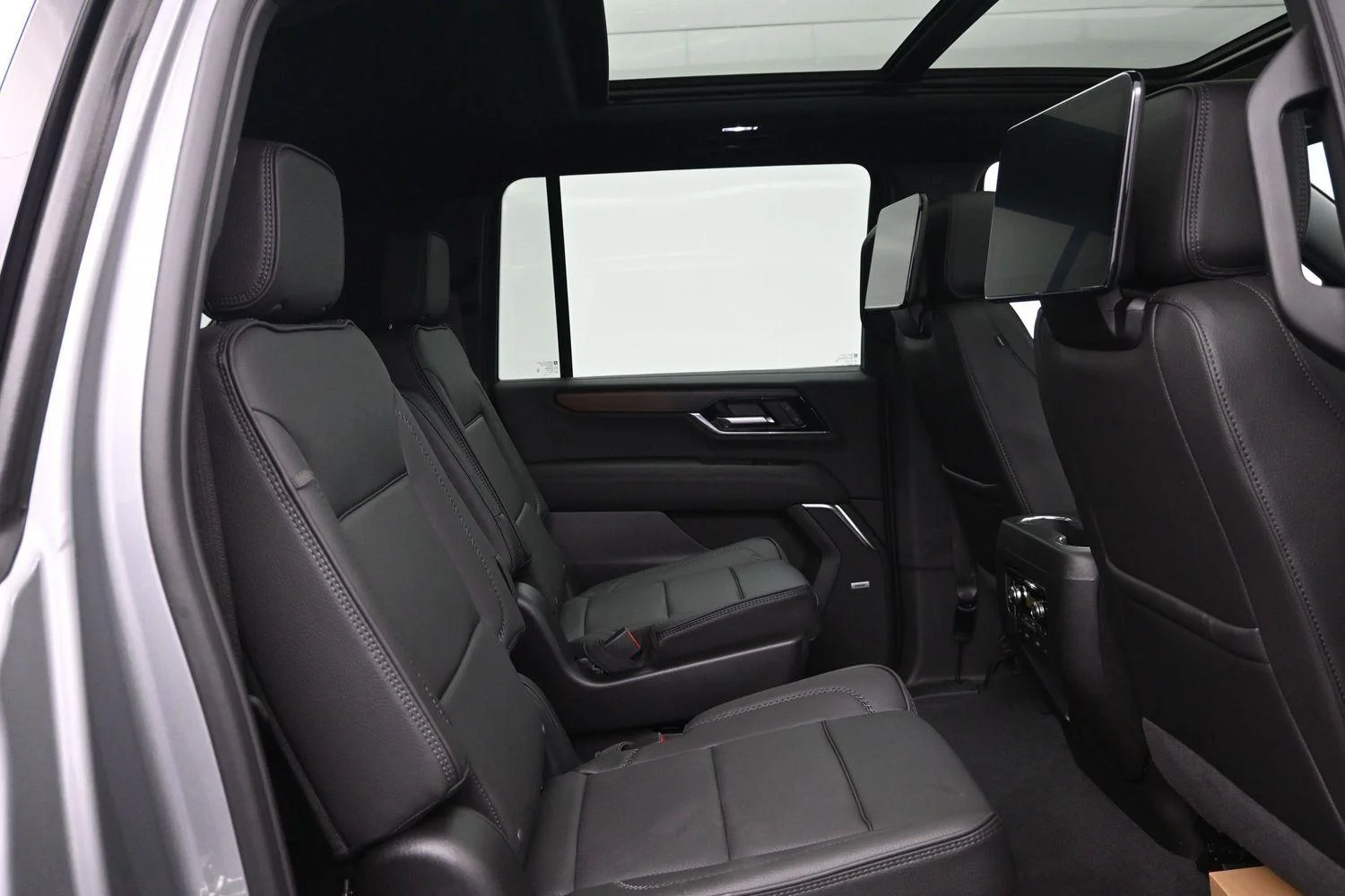 New 2026 Sterling Metallic GMC Denali image 15