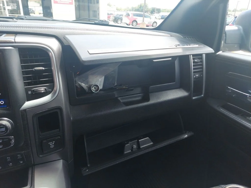 Certified Used 2018 Black Ram Laramie Longhorn image 37