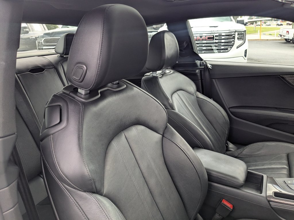 Used 2019  Audi Prestige image 28