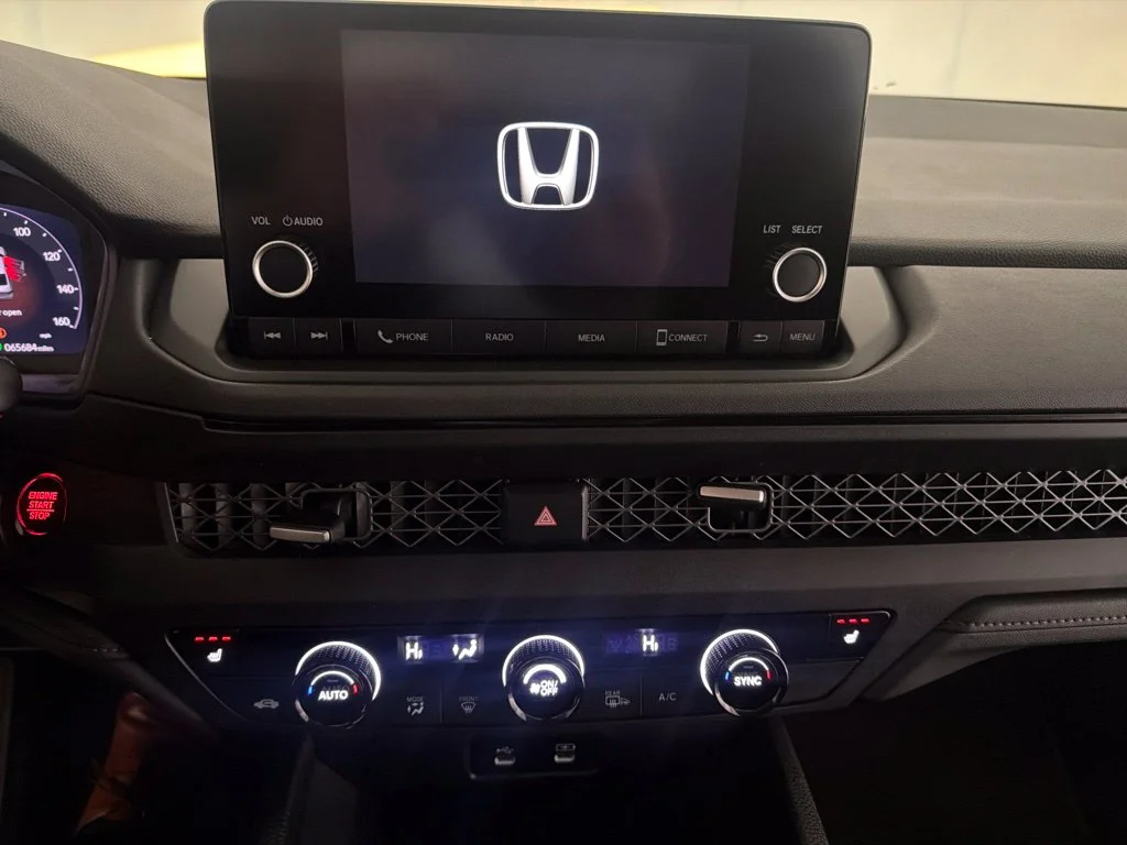 Used 2024 Crystal Black Pearl Honda EX image 25