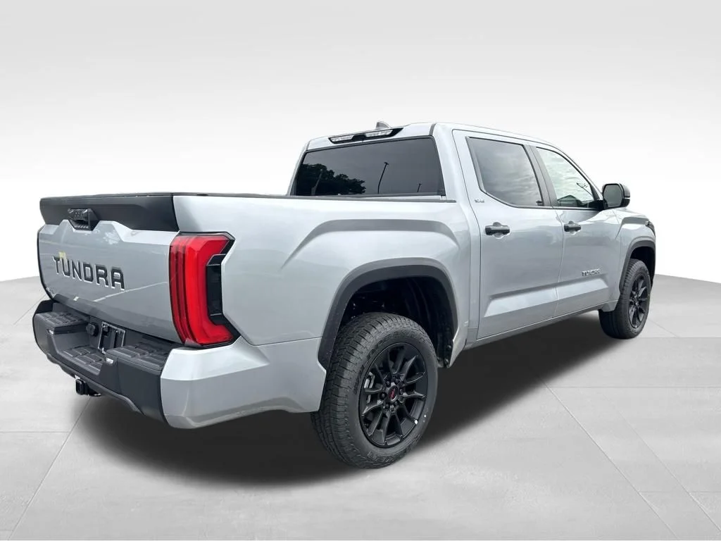 New 2026 Celestial Silver M Toyota SR5 image 5