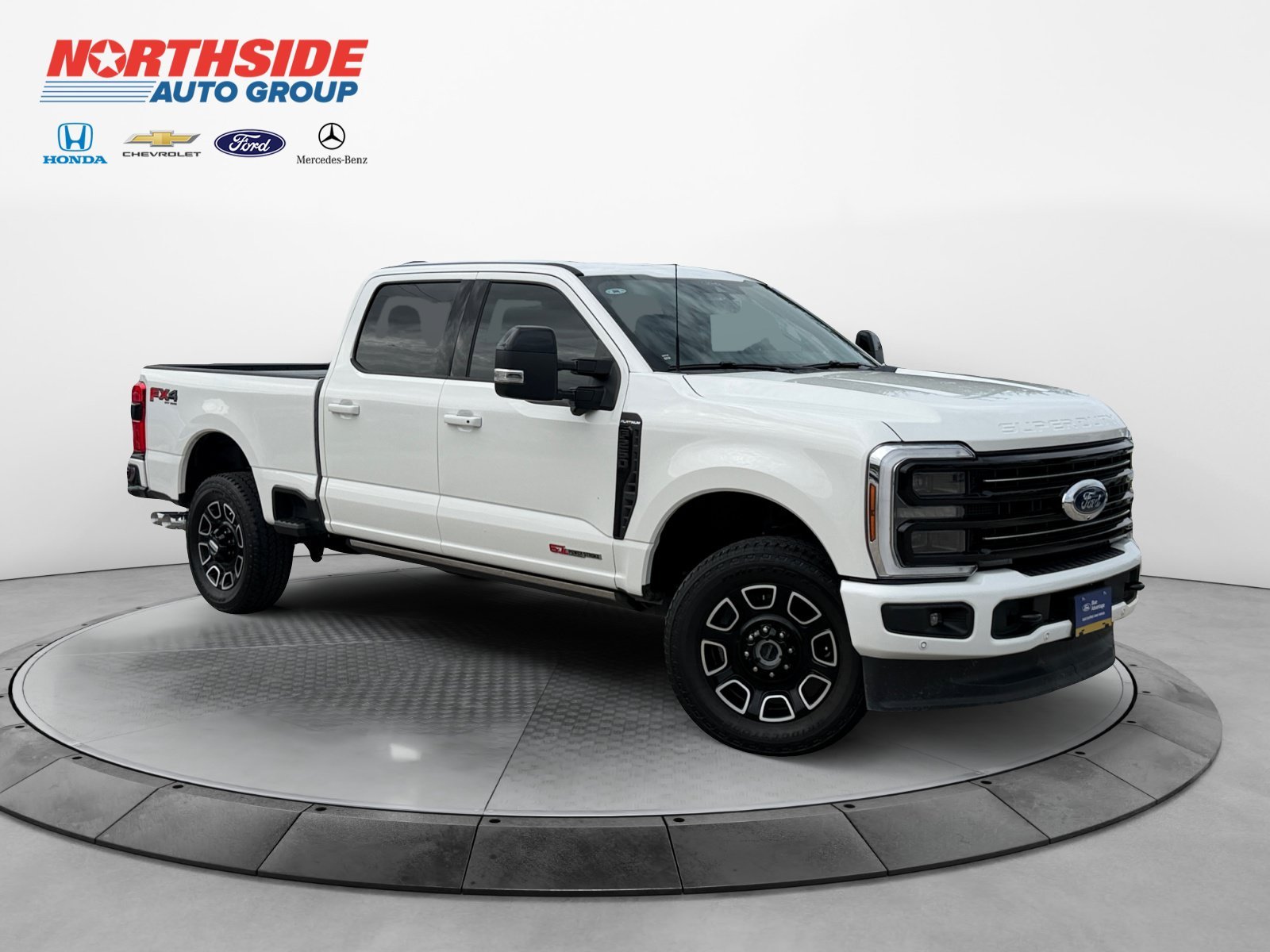 Used 2025 Star White Metallic Tri-Coat Ford Platinum image 1