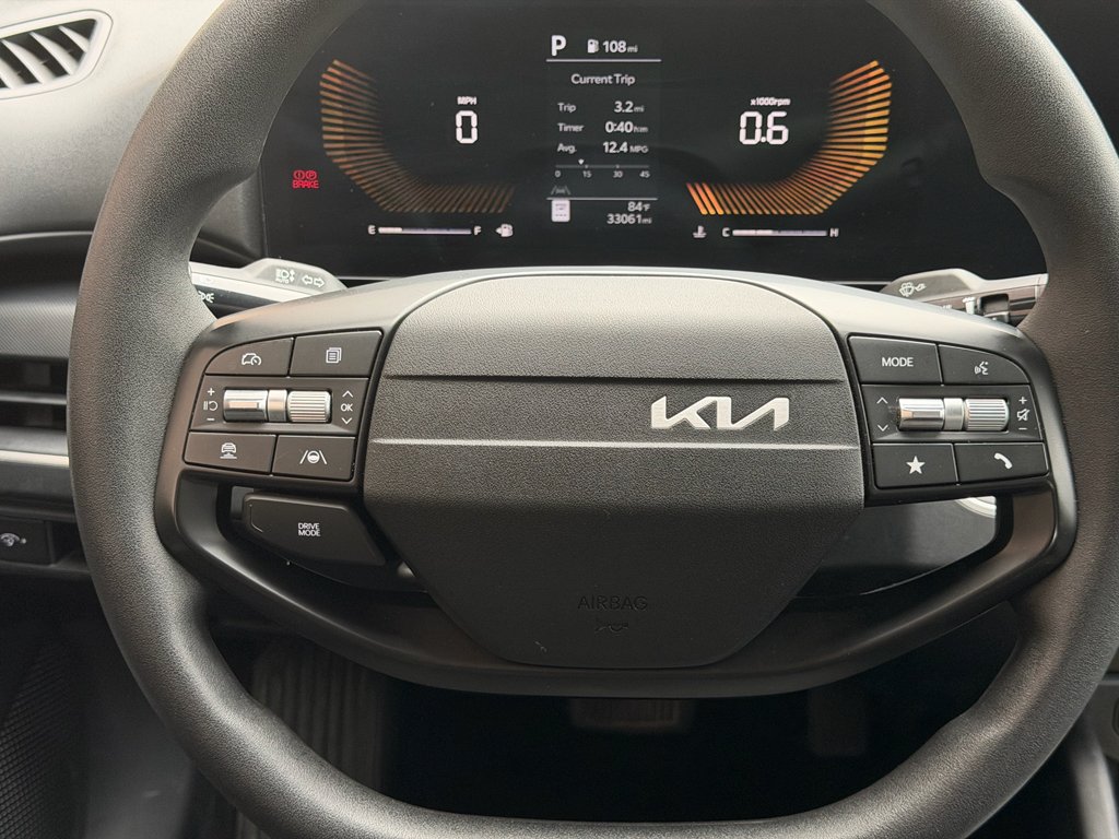 Used 2025 Aurora Black Pearl Kia LXS image 12