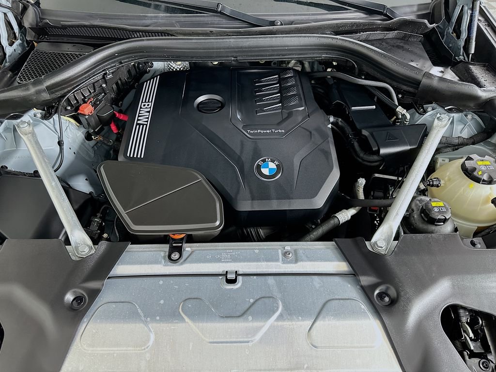 Used 2022 Gray BMW sDrive30i image 31
