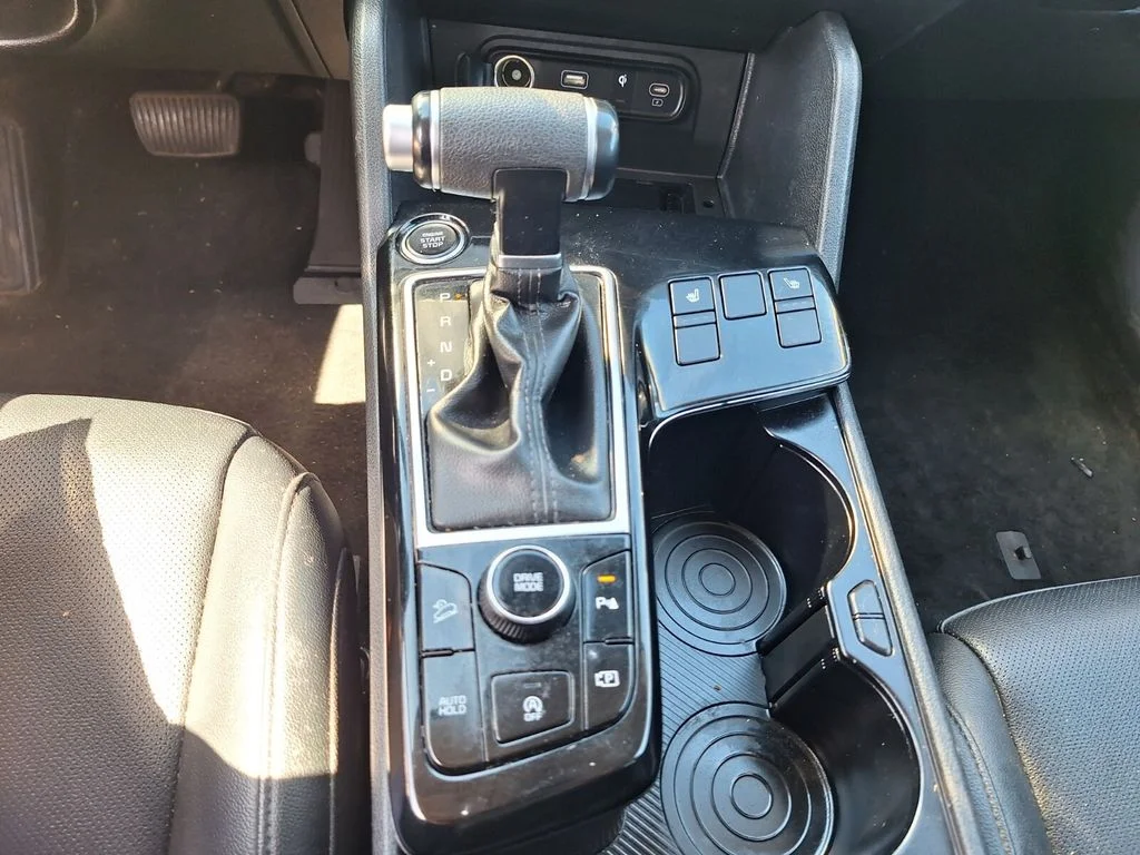 Used 2025 Sapphire Blue Kia EX image 18
