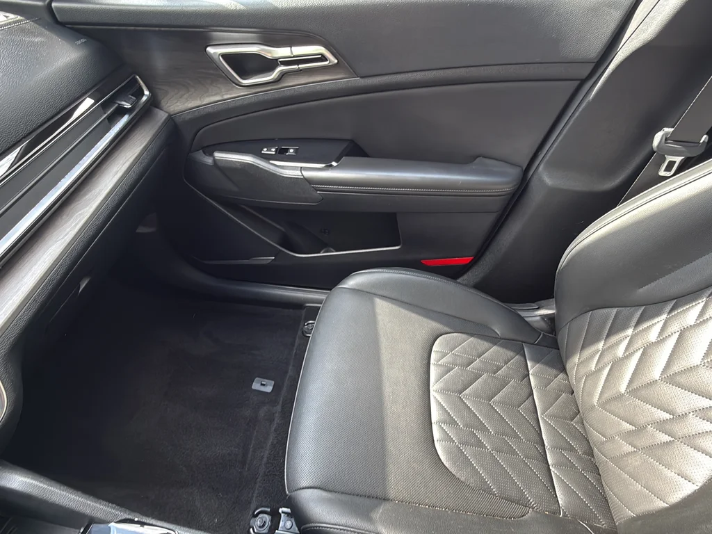 Used 2023 Blue Kia X-Line image 23