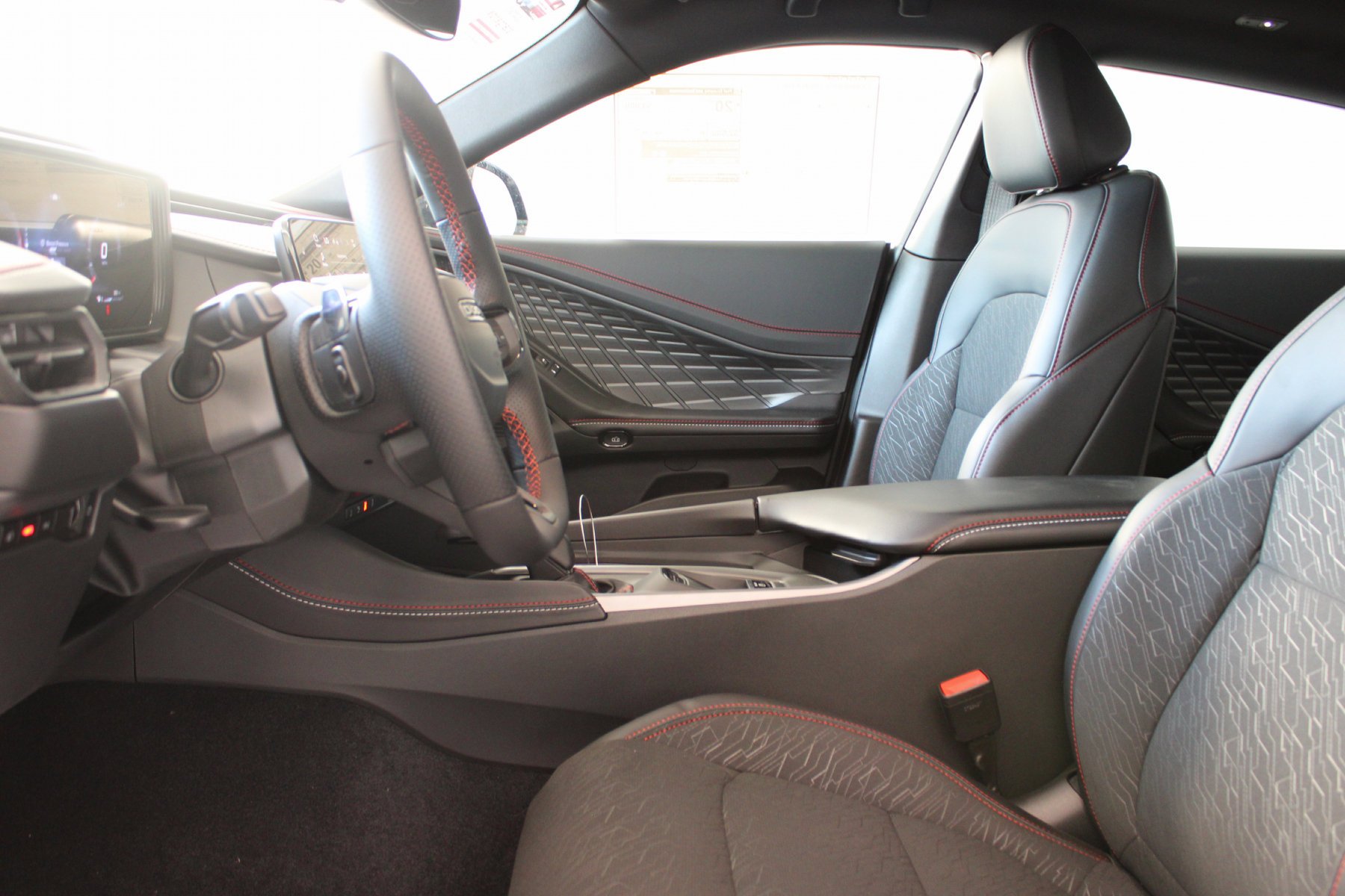 2026 Dodge Charger R/T - Photo 15
