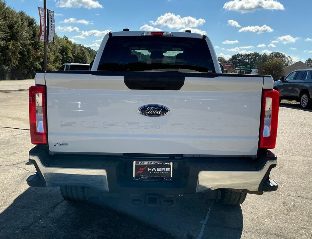 Used 2024 White Ford XLT image 5