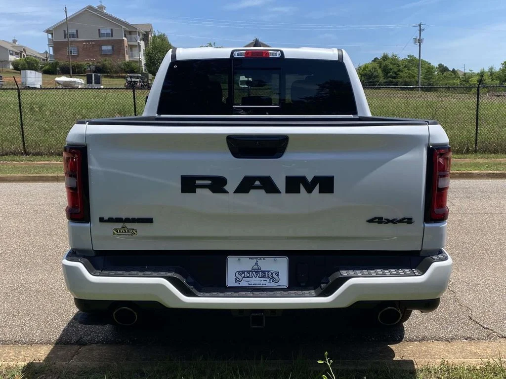 2026 RAM 1500 Laramie - Photo 6