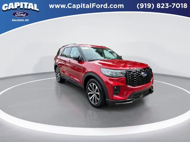 Used 2025 Red Ford ST-Line image 2