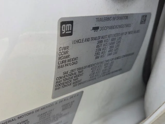 Used 2022 White Chevrolet Custom image 5