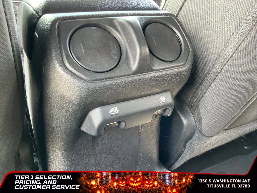 Used 2023 White Jeep Sport S image 24