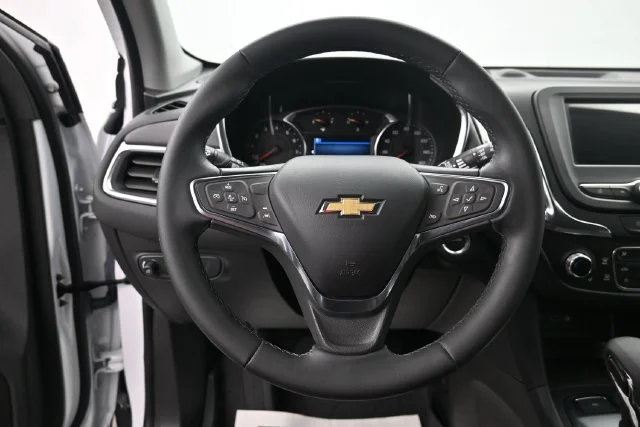 Used 2024 Summit White Chevrolet LT image 14