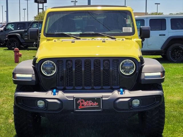 New 2023 High Velocity Clear-Coat Exterior Paint Jeep Willys 4xe image 2