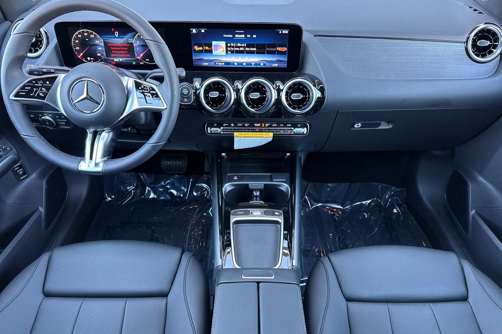 New 2026 Polar White Mercedes-Benz GLA 250 image 2