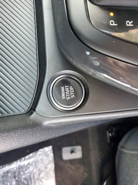 New 2025 Snow White Pearl Kia EX image 20