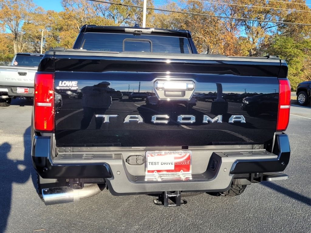 2025 Toyota Tacoma Limited - Photo 8