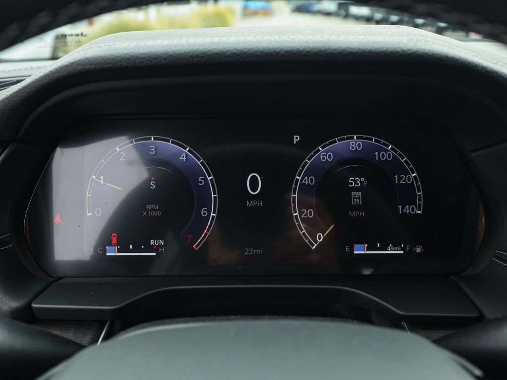 New 2026 Diamond Black Crystal Pearl-Coat Exterior Paint Jeep Limited image 27