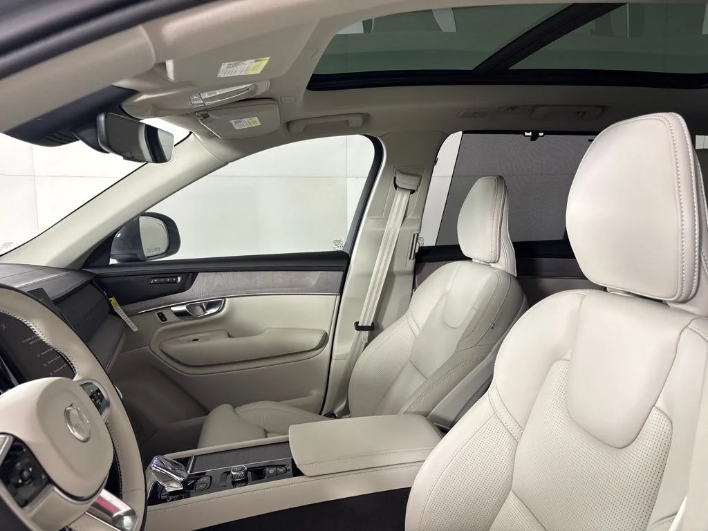 New 2026 Vapour Grey Volvo Ultra image 28