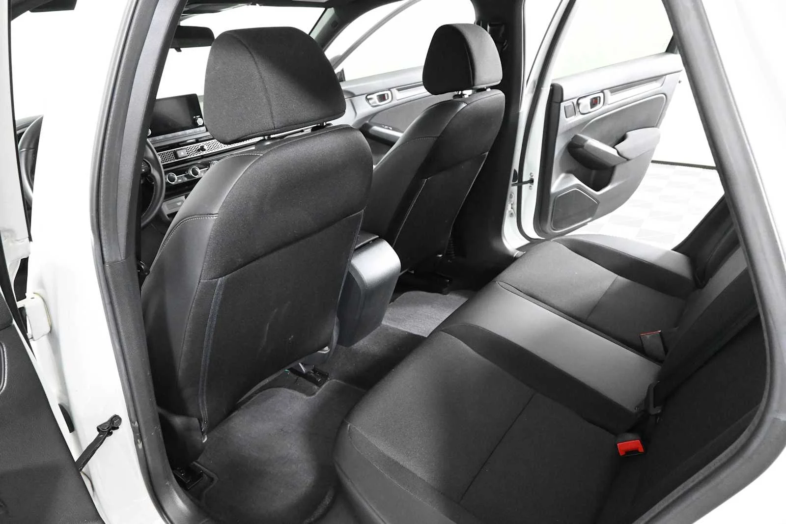 Used 2024 Platinum White Pearl Honda Sport image 13
