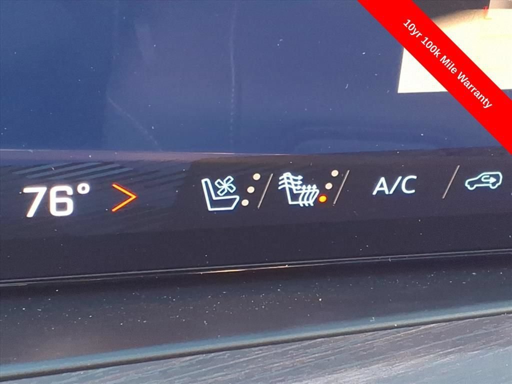 2026 Chevrolet Suburban Premier - Photo 25