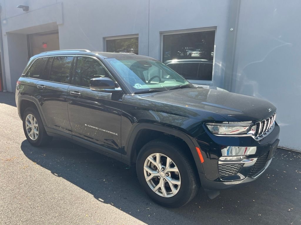 Used 2023 Black Jeep Limited image 1
