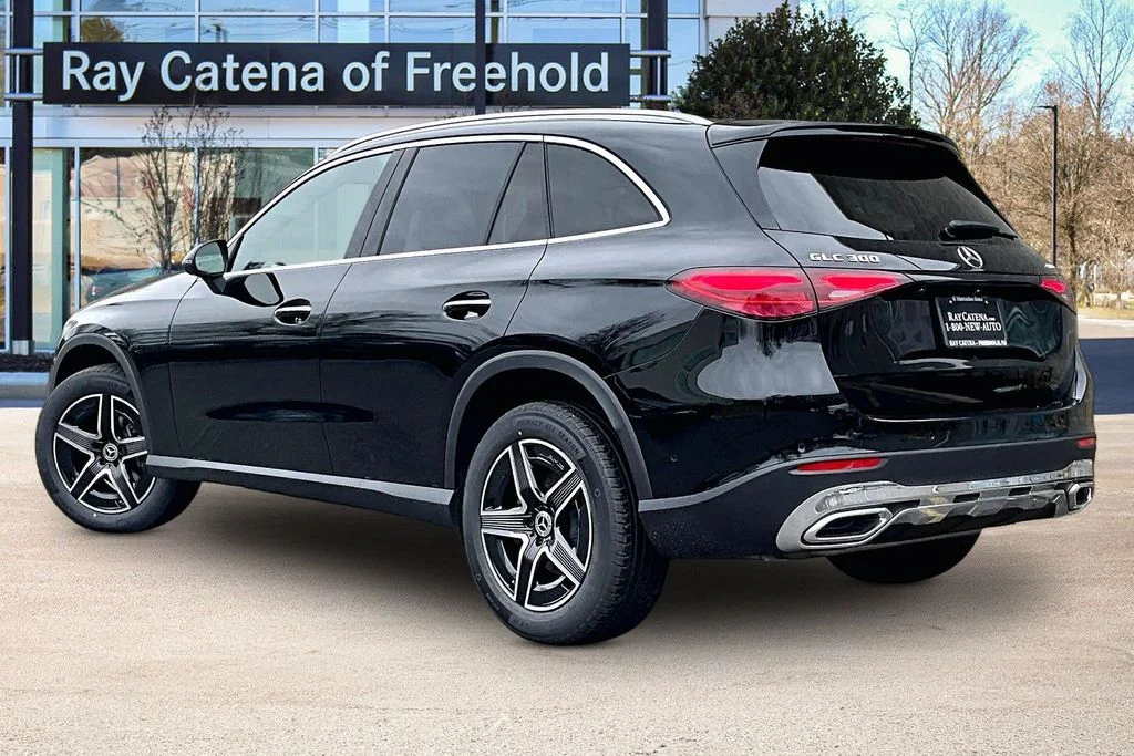New 2026 Black Mercedes-Benz GLC 300 image 3