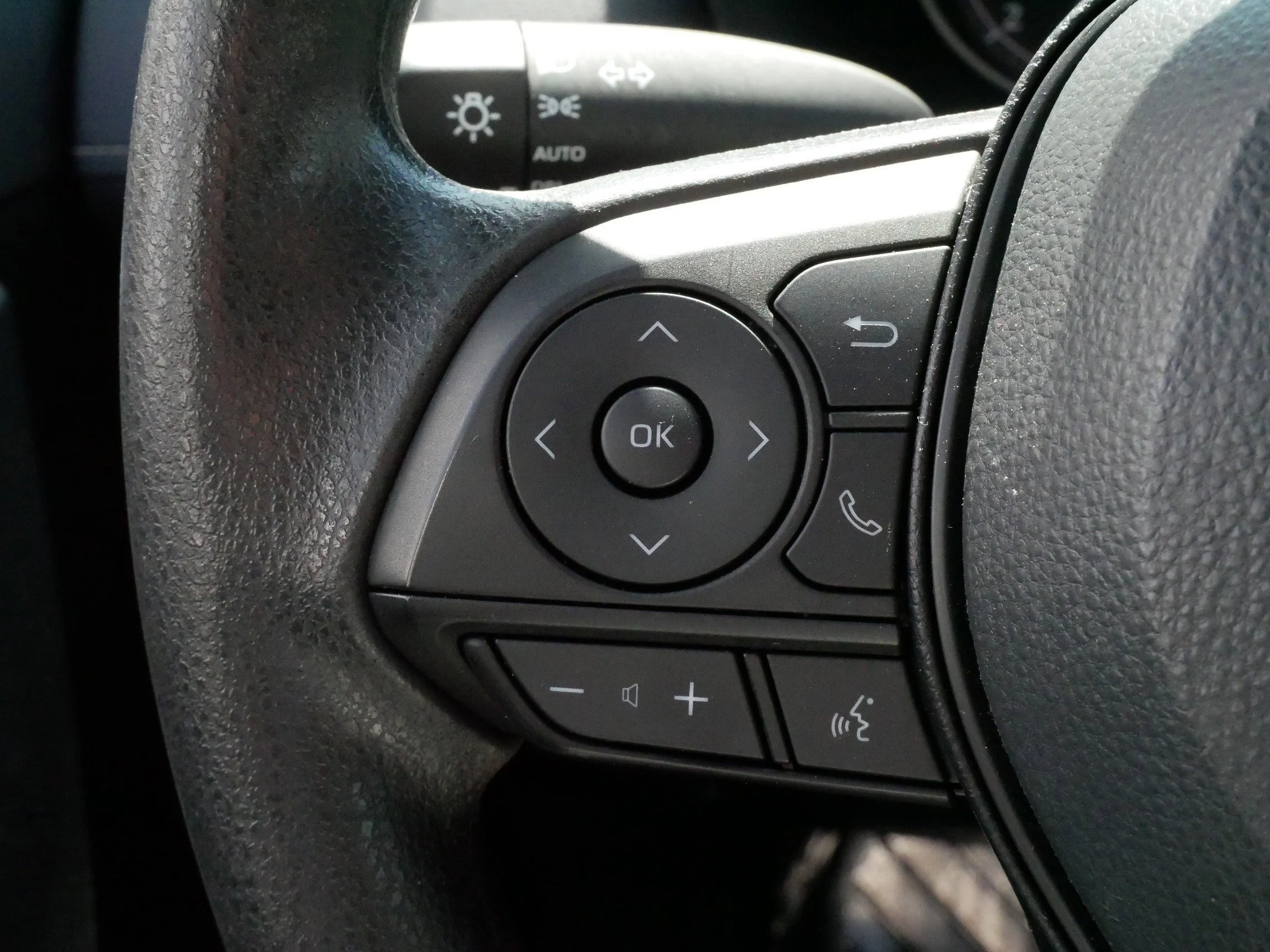 Used 2023 Silver Sky Metallic Toyota XLE image 26