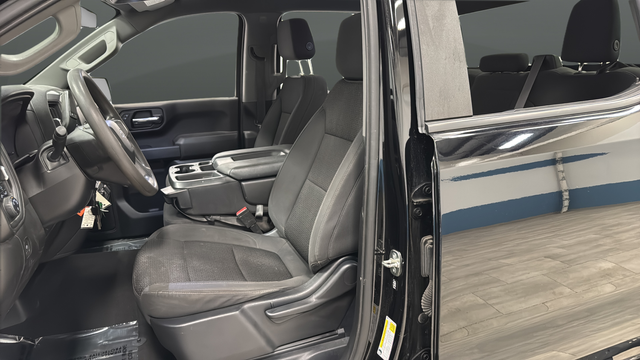 Used 2022 Black Chevrolet Custom Trail Boss image 9