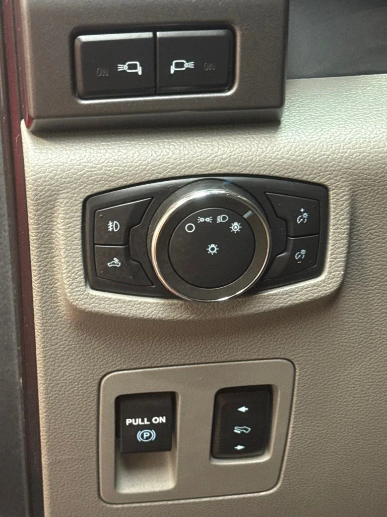 Used 2020 Race Red Ford XLT image 23