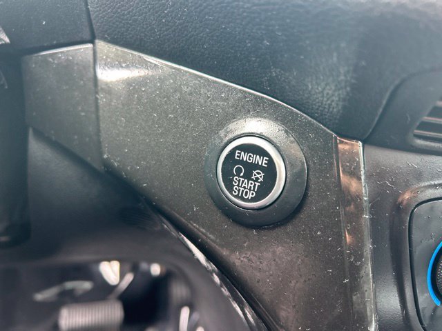 Used 2019 Black Metallic Ford Titanium image 23