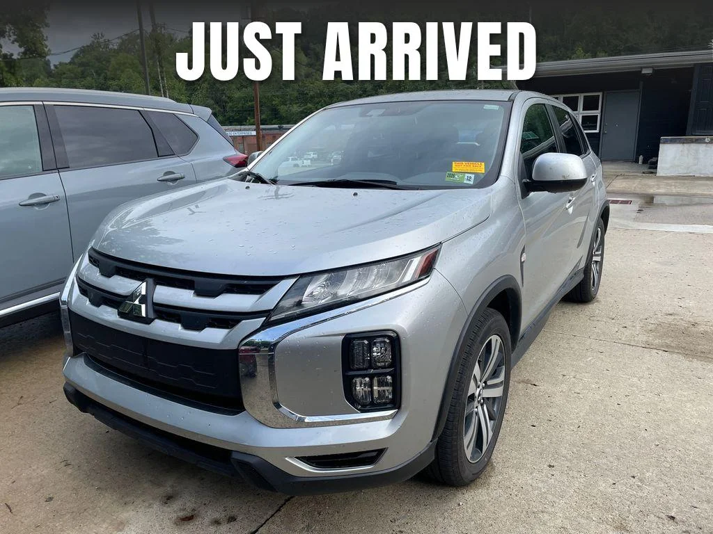 Used 2024 Alloy Silver Metallic Mitsubishi ES image 1
